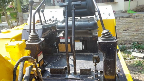 ขายแมคโฮ KOMATSU PC20-3