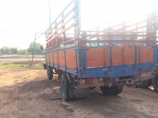 ขายหกล้อเครื่อง 6bd1พร้อมใช้งาน 165แรง 240.000-โทร0895770265