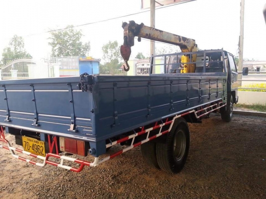 ขายรถ6ล้อ ติดเครน เครื่อง115แรง พร้อมใช้งาน เอกสารพร้อมโอน สนใจโทร 090-8588220คุณนะ 093-3258446คุณบิว หรือเข้าดูสินค้าอื่นๆได้ที่ www.truck.in.th/498 หรือเพจFacebook ณรงค์ ซื้อขายรถมือสอง (เว็บไซต์ส่วนตัว) หรือFacebook คุณนะ รถบรรทุก