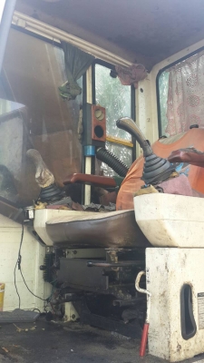 ขออนุญาติขาย  PC200-5  LC  บูมยาวคอลโทลสั้น พร้อมใช้งาน  เอกสารใบซื้อขายไฟฟ้า ครบ  ราคา  1000000  สนใจติดต่อช่างดำ  0853224877-0988930465