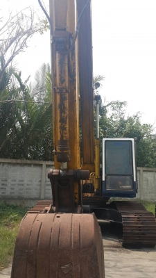 ขออนุญาติขาย  PC200-5  LC  บูมยาวคอลโทลสั้น พร้อมใช้งาน  เอกสารใบซื้อขายไฟฟ้า ครบ  ราคา  1000000  สนใจติดต่อช่างดำ  0853224877-0988930465