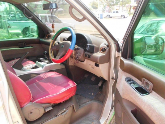 ขายรถเก๋งนิสสัน เซเรน่า ปี1995