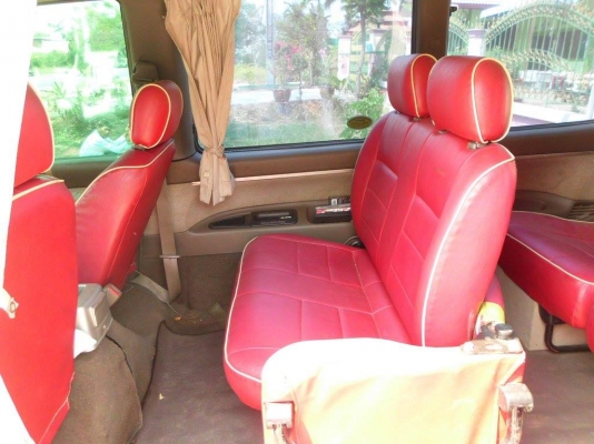 ขายรถเก๋งนิสสัน เซเรน่า ปี1995