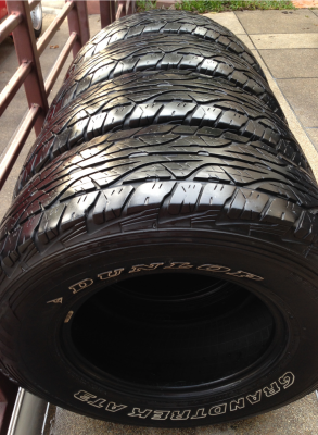 ยาง All Dunlop 265 70 16 กลางปี13 ดอกเยอะ พร้อมใช้งาน ราคาไม่แพง