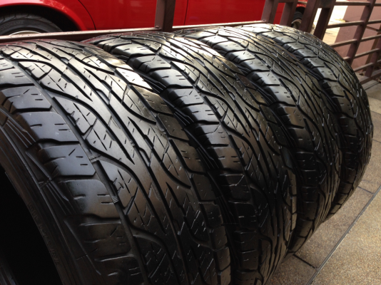 ยาง All Dunlop 265 70 16 กลางปี13 ดอกเยอะ พร้อมใช้งาน ราคาไม่แพง