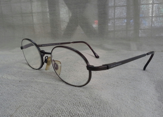 แว่นสายตายาวที่งดงามที่สุด EMPORIO ARMANI made in Italy