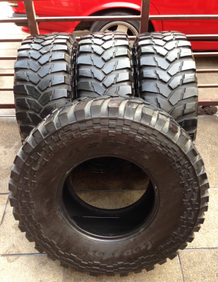 ยาง Mud Maxxis trepador 35 12.5 R16 ปี12 ดอกเยอะ ลุยได้อีกนาน ราคาไม่แพง