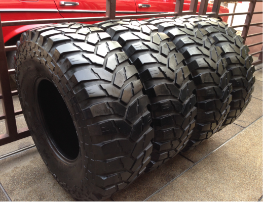ยาง Mud Maxxis trepador 35 12.5 R16 ปี12 ดอกเยอะ ลุยได้อีกนาน ราคาไม่แพง
