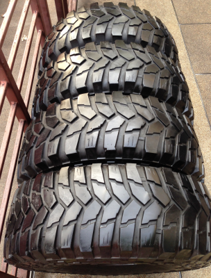 ยาง Mud Maxxis trepador 35 12.5 R16 ปี12 ดอกเยอะ ลุยได้อีกนาน ราคาไม่แพง