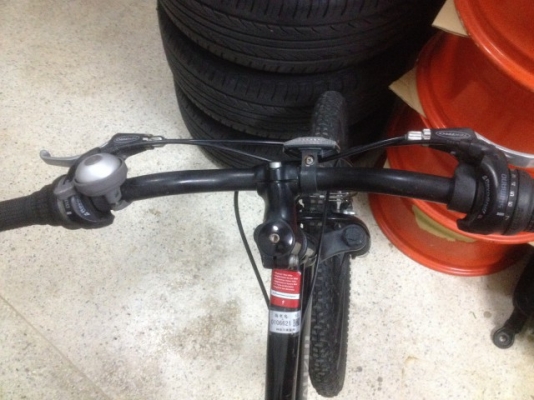 เสือภูเขา SPECIALIZED เฟรมอะลูมิเนียมล้อ24นิ้ว21เกียรเก่าญีปุ่นสภาพสวย