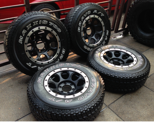 ล้อลายหยดน้ำ ขอบ16 งาน yachiyoda ลายใหม่สุด สภาพใช้2อาทิตย์ พร้อมยาง All Maxxis 265 70 16 ปลายปี15 ดอกป้ายแดง ใช้อีก3-4ปีสบายๆ ราคาไม่แพง