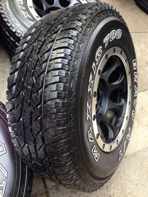 ล้อลายหยดน้ำ ขอบ16 งาน yachiyoda ลายใหม่สุด สภาพใช้2อาทิตย์ พร้อมยาง All Maxxis 265 70 16 ปลายปี15 ดอกป้ายแดง ใช้อีก3-4ปีสบายๆ ราคาไม่แพง