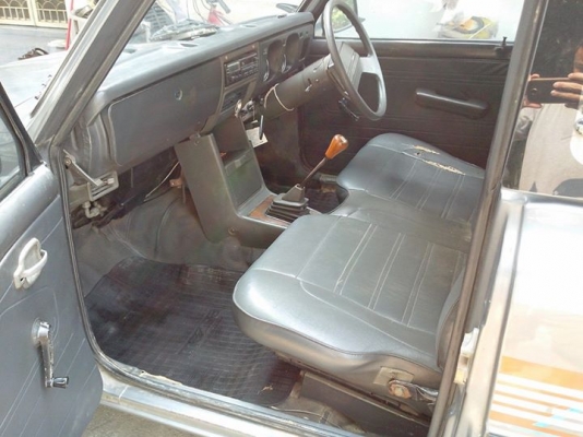 mazda1300 5เกียร์ แก๊สลงเล่ม