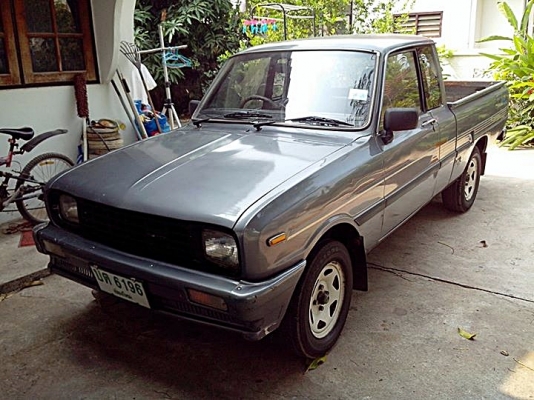 mazda1300 5เกียร์ แก๊สลงเล่ม