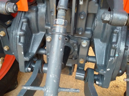 ปัญญาแทรคเตอร์..จัดมาให้ครับ ด่วน!!!คูโบต้า L3608SP ทำงาน615ชม.พร้อมใบมีดคานล่าง พร้อมผาน6 ตราช้าง22&times;6สีเดิมๆ. จัดส่ง อ.เมือง จ.พิษณุโลก