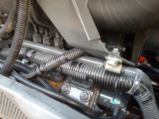 ปัญญาแทรคเตอร์..จัดมาให้ครับ ด่วน!!!คูโบต้า L3608SP ทำงาน615ชม.พร้อมใบมีดคานล่าง พร้อมผาน6 ตราช้าง22&times;6สีเดิมๆ. จัดส่ง อ.เมือง จ.พิษณุโลก