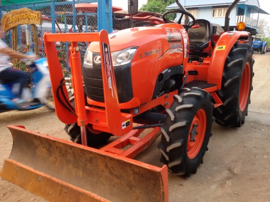 ปัญญาแทรคเตอร์..จัดมาให้ครับ ด่วน!!!คูโบต้า L3608SP ทำงาน615ชม.พร้อมใบมีดคานล่าง พร้อมผาน6 ตราช้าง22&times;6สีเดิมๆ. จัดส่ง อ.เมือง จ.พิษณุโลก