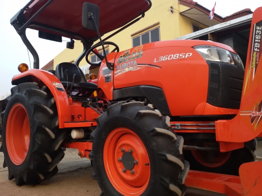ปัญญาแทรคเตอร์..จัดมาให้ครับ ด่วน!!!คูโบต้า L3608SP ทำงาน615ชม.พร้อมใบมีดคานล่าง พร้อมผาน6 ตราช้าง22&times;6สีเดิมๆ. จัดส่ง อ.เมือง จ.พิษณุโลก