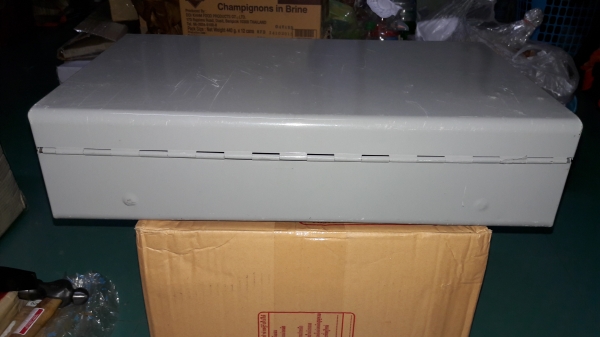 ขายกระเป๋าเหล็กขนาดใหญ่ใหม่เก็บกว้าง30cm. ยาว50cm. หนา12cm. ขายกระเป๋าเหล็กขนาดใหญ่ใหม่เก็บกว้าง30cm. ยาว50cm. หนา12cm.