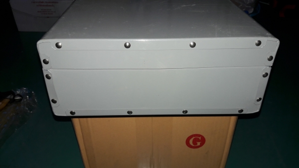 ขายกระเป๋าเหล็กขนาดใหญ่ใหม่เก็บกว้าง30cm. ยาว50cm. หนา12cm. ขายกระเป๋าเหล็กขนาดใหญ่ใหม่เก็บกว้าง30cm. ยาว50cm. หนา12cm.