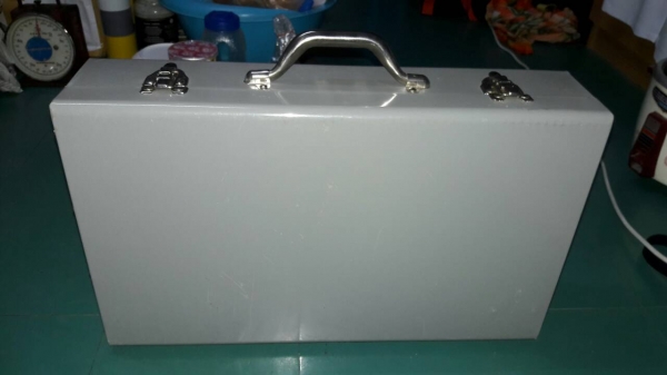 ขายกระเป๋าเหล็กขนาดใหญ่ใหม่เก็บกว้าง30cm. ยาว50cm. หนา12cm.