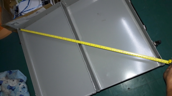 ขายกระเป๋าเหล็กขนาดใหญ่ใหม่เก็บกว้าง30cm. ยาว50cm. หนา12cm. ขายกระเป๋าเหล็กขนาดใหญ่ใหม่เก็บกว้าง30cm. ยาว50cm. หนา12cm.