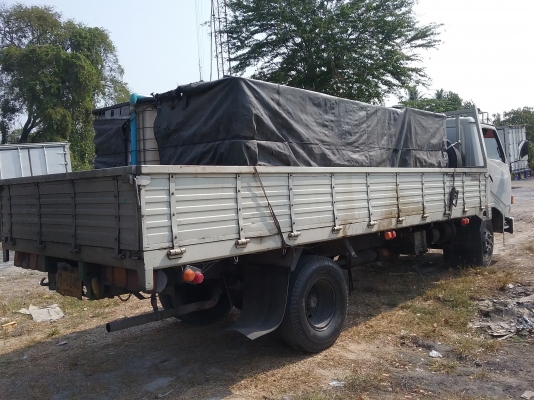 ขาย 255,000 HINO KM 779 ปี 35 เครื่อง WO4D-117 แรง หัวบาง ยางดี คัสชีสวย ยาว 5 เมตร เล่มทะเบียน 090-772-3710 090-772-3708 ขาย 255,000 HINO KM 779 ปี 35 เครื่อง WO4D-117 แรง หัวบาง ยางดี คัสชีสวย ยาว 5 เมตร เล่มทะเบียน 090-772-3710 090-772-3708