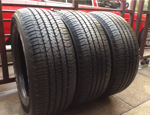 ยาง Bridgestone 265 60 18 สิ้นปี13 ดอกเต็ม ใช้กันยาว จำนวน3เส้น ราคาไม่แพง ยาง Bridgestone 265 60 18 สิ้นปี13 ดอกเต็ม ใช้กันยาว จำนวน3เส้น ราคาไม่แพง