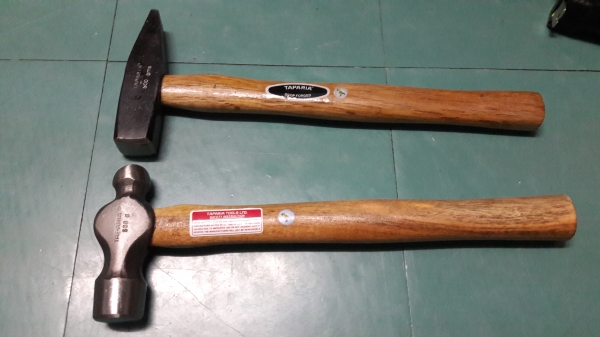 ขายค้อนทาปาเรียงานอินเดียเหล็กเหนียว TAPARIA Made in India. ขายค้อนทาปาเรียงานอินเดียเหล็กเหนียว TAPARIA Made in India.