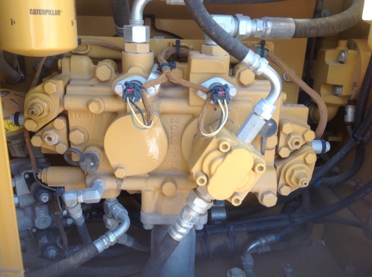 ขาย CAT312D กระบอกดำ 2200 ชั่วโมง สภาพสวยจัด สนใจติดต่อเจ้าของโดยตรง 081-4283210