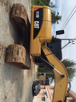 ขาย CAT312D กระบอกดำ 2200 ชั่วโมง สภาพสวยจัด สนใจติดต่อเจ้าของโดยตรง 081-4283210