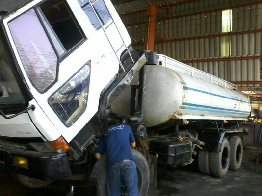 ขาย 745,000รถน้ำไอ้หลงโบ Fn527TF6830 เครื่อง 6D16Turbo-220 แรง 2 เพลา  6 เกียร์ หัวบาง ยางดี คัสชีสวย เล่มทะเบียนพร้อมโอน  090-772-3710 090-772-3708