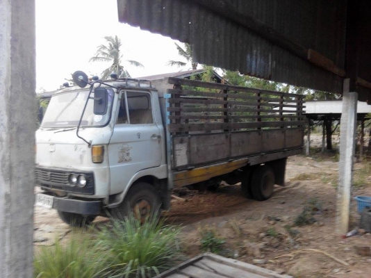 ขายหกล้อ ขายหกล้อ