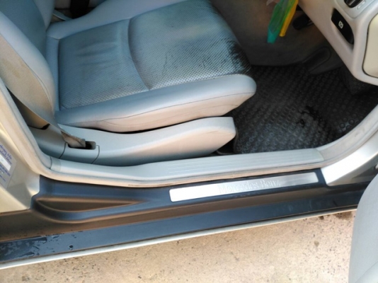 ขายรถเบนซ์ C180 -SEDAN เครื่อง 1800 CC รถบ้านมือเดียวเดิมๆๆเช็คศูนย์ตลอด รถออกมือ 1 ป้ายแดง