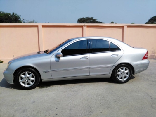 ขายรถเบนซ์ C180 -SEDAN เครื่อง 1800 CC รถบ้านมือเดียวเดิมๆๆเช็คศูนย์ตลอด รถออกมือ 1 ป้ายแดง ขายรถเบนซ์ C180 -SEDAN เครื่อง 1800 CC รถบ้านมือเดียวเดิมๆๆเช็คศูนย์ตลอด รถออกมือ 1 ป้ายแดง