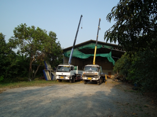 บริการขนย้ายเครื่องจักร