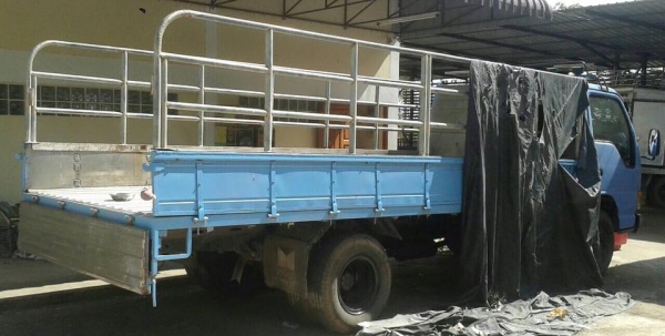 ขายรถ6ล้อ ISUZU NPR 120หัวฟ้า วางเครืื่อง130มายาว5.5รถพร้อมใช