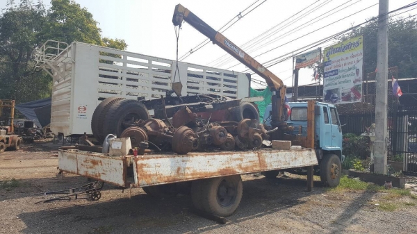 ขาย 6 ล้อ ISUZU ติดเครน TADANO 3 ตัน เครื่อง 6BF1 185 แรงม้า คัสซีสวยตลอดเส้น เบรคทิฟฟี่ พาวเวอร์ ทะเบียนพร้อมโอน