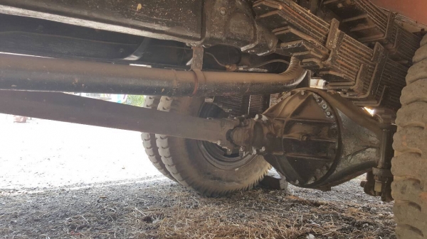 ขาย 6 ล้อ ISUZU ติดเครน TADANO 3 ตัน เครื่อง 6BF1 185 แรงม้า คัสซีสวยตลอดเส้น เบรคทิฟฟี่ พาวเวอร์ ทะเบียนพร้อมโอน