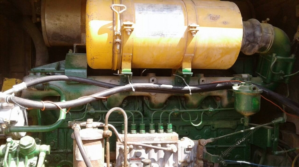 ขายด่วนรถตักเอวออ่นCTM850บิ่วใหม่ทั้งคันมีเล่มทะเบืยน