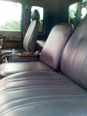 ขอนุญาติขาย หัวลาก  270  พร้อมหางโรเบสสองเพลา หางชลบุรี  พร้อมใช้งานพร้อมโอน ราคา  850000   สนใจติดต่อ  0988930465-0853224877