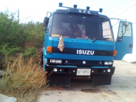 ขอนุญาติขาย หัวลาก  270  พร้อมหางโรเบสสองเพลา หางชลบุรี  พร้อมใช้งานพร้อมโอน ราคา  850000   สนใจติดต่อ  0988930465-0853224877