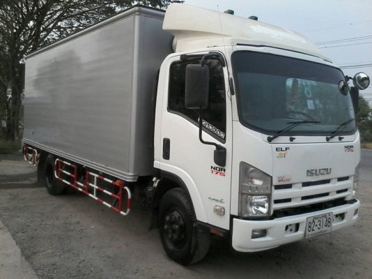 ขาย6ล้อISUZU NQR175แรงยูโร3จดปี54ตู้แห้งยาว5.50เมตรยกตู้ลงใส่กระบะแทนได้ ขาย6ล้อISUZU NQR175แรงยูโร3จดปี54ตู้แห้งยาว5.50เมตรยกตู้ลงใส่กระบะแทนได้