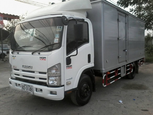 ขาย6ล้อISUZU NQR175แรงยูโร3จดปี54ตู้แห้งยาว5.50เมตรยกตู้ลงใส่กระบะแทนได้ ขาย6ล้อISUZU NQR175แรงยูโร3จดปี54ตู้แห้งยาว5.50เมตรยกตู้ลงใส่กระบะแทนได้