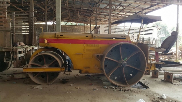 ขาย รถบดล้อเหล็ก 3 ล้อ SAKAI รถใช้งานได้ปกติ เอกสารเล่มทะเบียนครบ