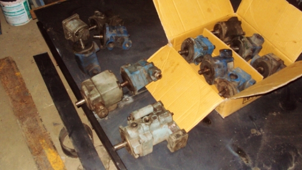 ขายมอเตอร์ และปั้มไฮดรอลิค ขายมอเตอร์ และปั้มไฮดรอลิค