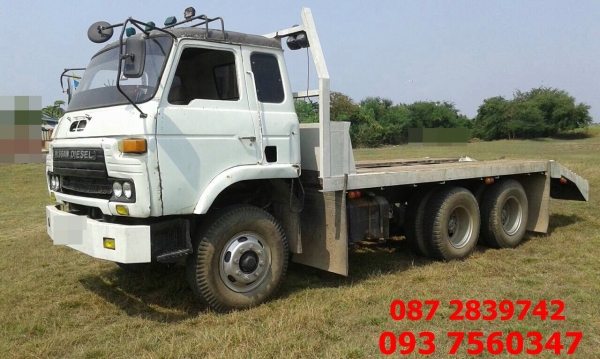 ขายรถเทนเลอร์ 10 ล้อ 2 เพลา Nissan 8 สูบ