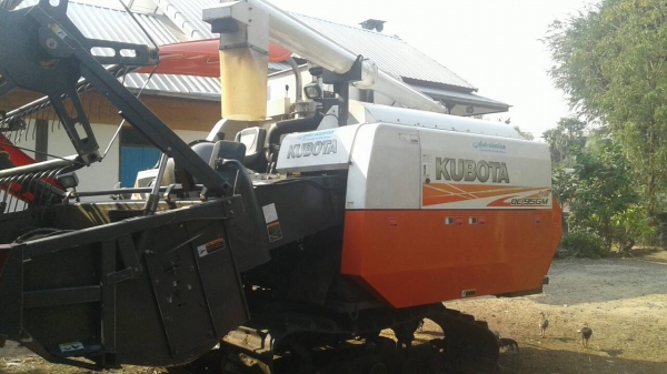 **ดาวน์ 570,000 บ.ต่อรอง/// รถเกี่ยวนวดข้าว แบบอุ้ม KUBOTA DC-95GM Plus ปี57 95แรง อุ้ม1.4ตัน ใช้งานน้อย 1,0xx ชม.ช่วงล่าง75-80\%**ขายดาวน์ เปลี่ยนสัญญา KUBOTA DC-95GM PLUS รถเกี่ยวนวดข้าว แบบอุ้ม สภาพ80\% สวยเดิมบาง เหลืองวดสุดท้าย กันยายน-59 KUBOTA DC-95G **ดาวน์ 570,000 บ.ต่อรอง/// รถเกี่ยวนวดข้าว แบบอุ้ม KUBOTA DC-95GM Plus ปี57 95แรง อุ้ม1.4ตัน ใช้งานน้อย 1,0xx ชม.ช่วงล่าง75-80\%**ขายดาวน์ เปลี่ยนสัญญา KUBOTA DC-95GM PLUS รถเกี่ยวนวดข้าว แบบอุ้ม สภาพ80\% สวยเดิมบาง เหลืองวดสุดท้าย กันยายน-59 KUBOTA DC-95G