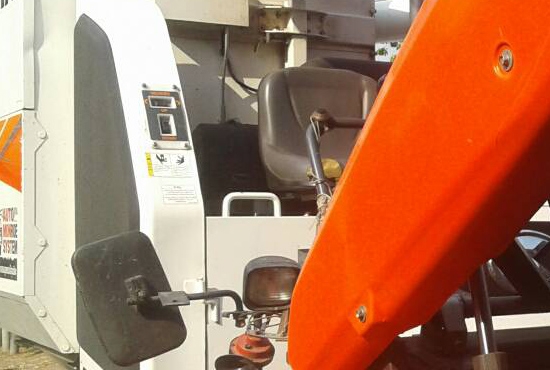 **ดาวน์ 570,000 บ.ต่อรอง/// รถเกี่ยวนวดข้าว แบบอุ้ม KUBOTA DC-95GM Plus ปี57 95แรง อุ้ม1.4ตัน ใช้งานน้อย 1,0xx ชม.ช่วงล่าง75-80\%**ขายดาวน์ เปลี่ยนสัญญา KUBOTA DC-95GM PLUS รถเกี่ยวนวดข้าว แบบอุ้ม สภาพ80\% สวยเดิมบาง เหลืองวดสุดท้าย กันยายน-59 KUBOTA DC-95G **ดาวน์ 570,000 บ.ต่อรอง/// รถเกี่ยวนวดข้าว แบบอุ้ม KUBOTA DC-95GM Plus ปี57 95แรง อุ้ม1.4ตัน ใช้งานน้อย 1,0xx ชม.ช่วงล่าง75-80\%**ขายดาวน์ เปลี่ยนสัญญา KUBOTA DC-95GM PLUS รถเกี่ยวนวดข้าว แบบอุ้ม สภาพ80\% สวยเดิมบาง เหลืองวดสุดท้าย กันยายน-59 KUBOTA DC-95G