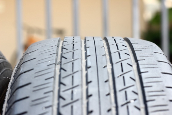 ยาง Bridgestone Turanza ER33 215/60/16 ปี14